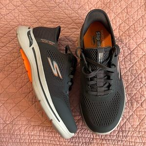 Skechers GoWalk Simplicity Slip-Ins